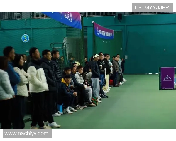 奋斗不息的重庆网球队在联赛中的拼搏历程与荣耀时刻